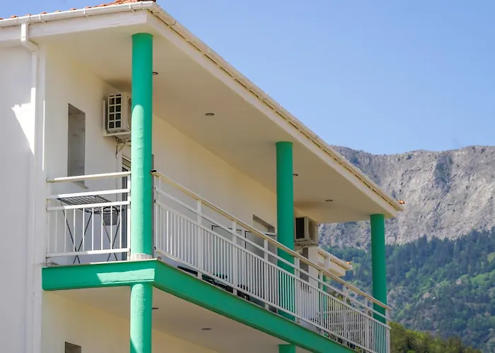 Apartahotel Menta 3*